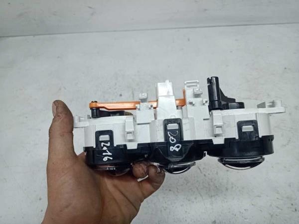 BOUTON DE CHAUFFAGE PEUGEOT 208 2012-2019 - Vue 3